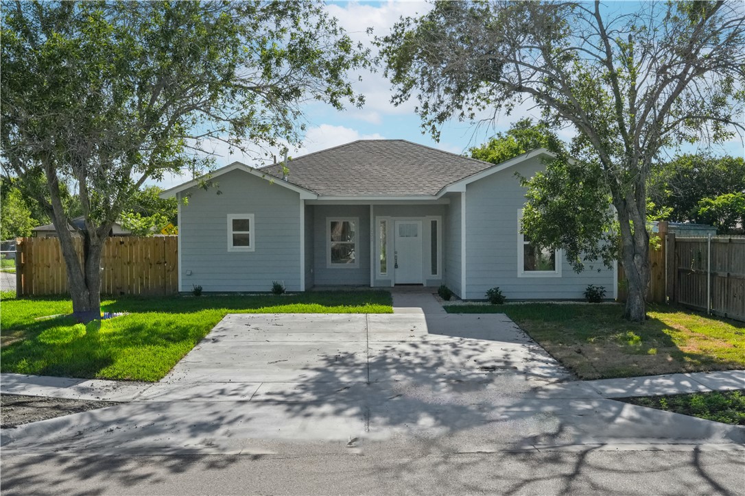 233 Shawnee Street Corpus Christi TX 78405