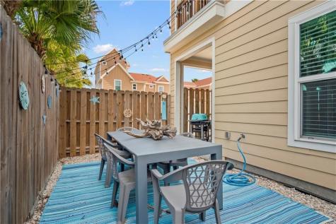 1813 S 11th Street 108 Port Aransas TX 78373