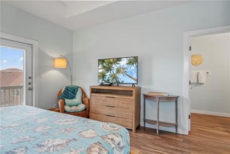 1813 S 11th Street 108 Port Aransas TX 78373