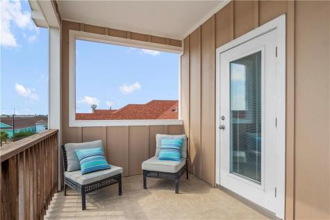 1813 S 11th Street 108 Port Aransas TX 78373