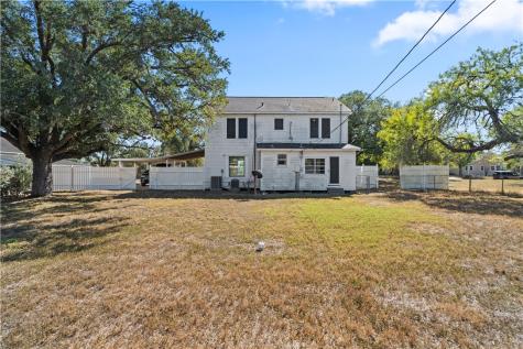 808 W Yoakum Avenue Kingsville TX 78363