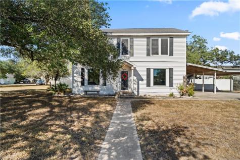 808 W Yoakum Avenue Kingsville TX 78363