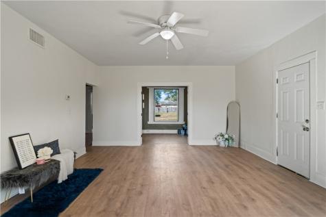 808 W Yoakum Avenue Kingsville TX 78363