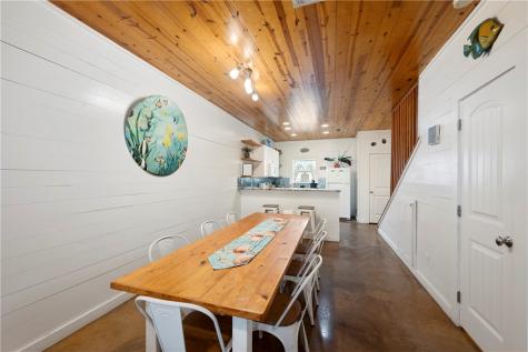 2120 11th Street 302 Port Aransas TX 78373