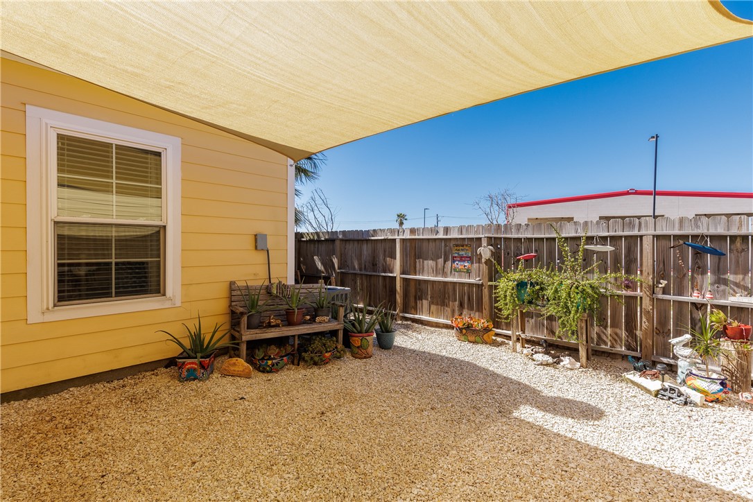 14521 E Cabana Street 305 Corpus Christi TX 78418