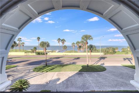5001 Ocean Drive Corpus Christi TX 78412