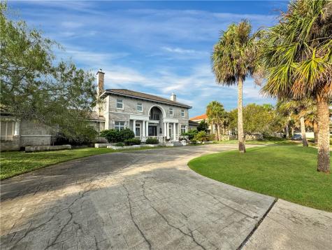 5001 Ocean Drive Corpus Christi TX 78412