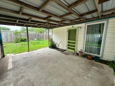 303 S 22nd Street Kingsville TX 78363