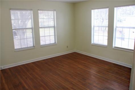 903 W Alice Avenue Kingsville TX 78363