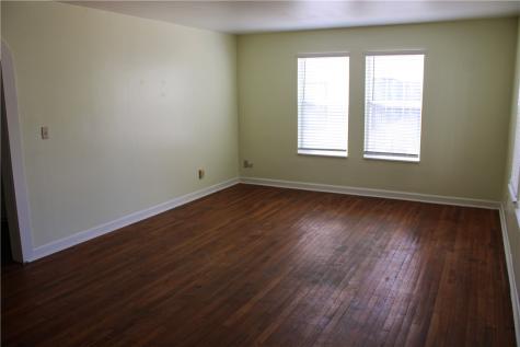 903 W Alice Avenue Kingsville TX 78363