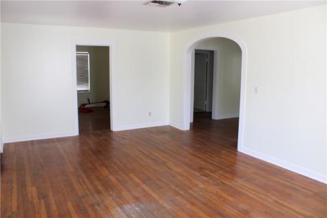 903 W Alice Avenue Kingsville TX 78363