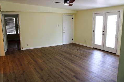 903 W Alice Avenue Kingsville TX 78363