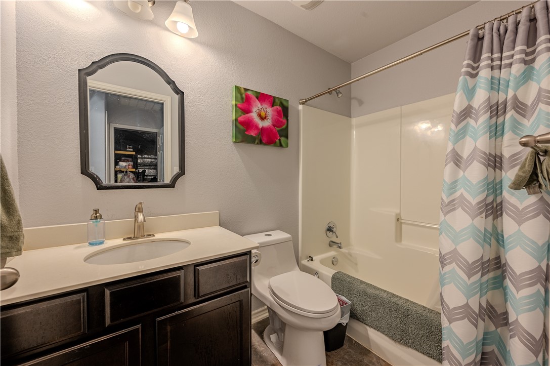 3741 W L Breeding Drive Corpus Christi TX 78414