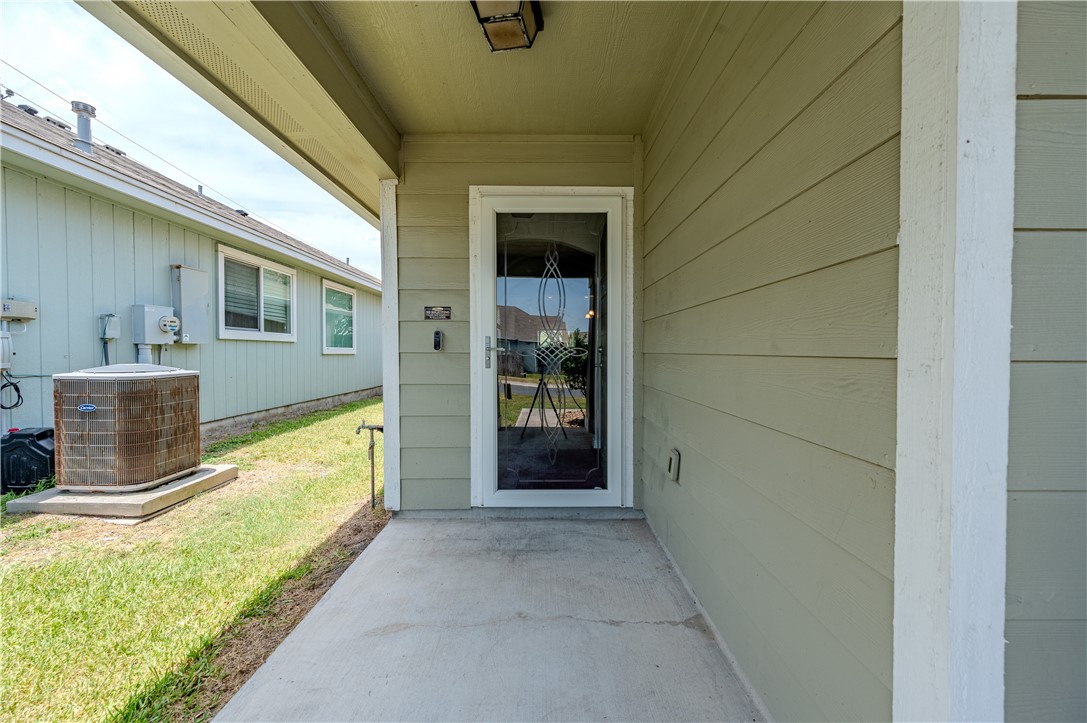 3741 W L Breeding Drive Corpus Christi TX 78414
