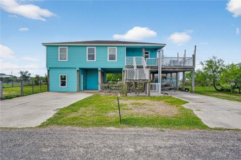 70 West Castle Oak Lane Rockport TX 78382