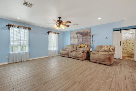 70 West Castle Oak Lane Rockport TX 78382