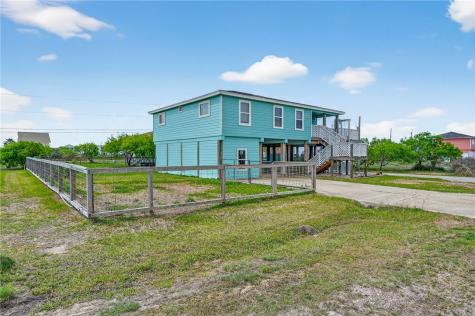 70 West Castle Oak Lane Rockport TX 78382