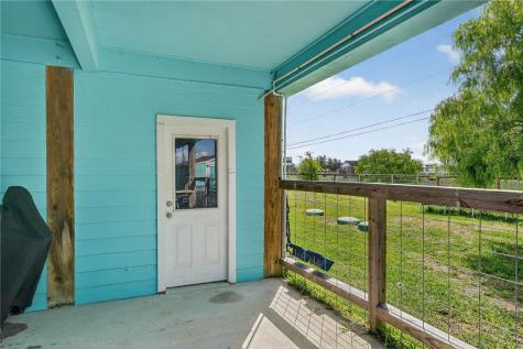 70 West Castle Oak Lane Rockport TX 78382