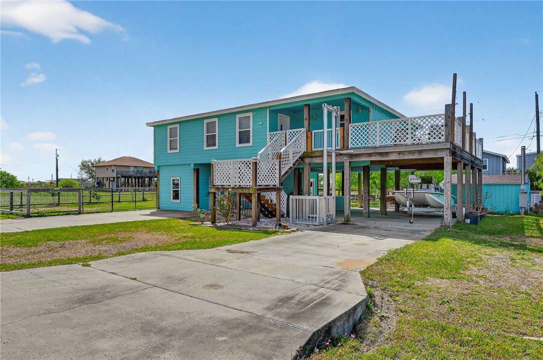 70 West Castle Oak Lane Rockport TX 78382