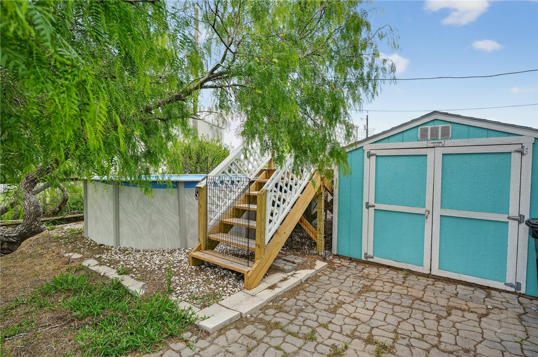 70 West Castle Oak Lane Rockport TX 78382