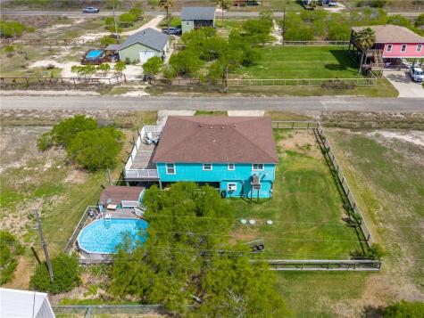 70 West Castle Oak Lane Rockport TX 78382