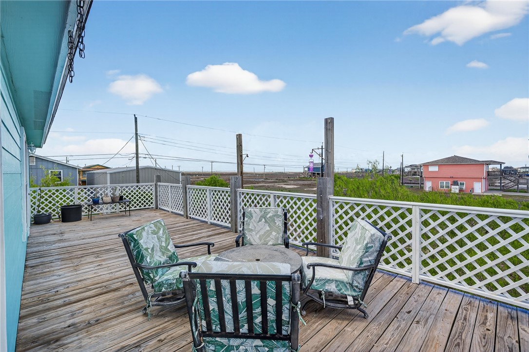 70 West Castle Oak Lane Rockport TX 78382