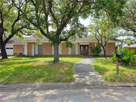 602 Kate Street Refugio TX 78377