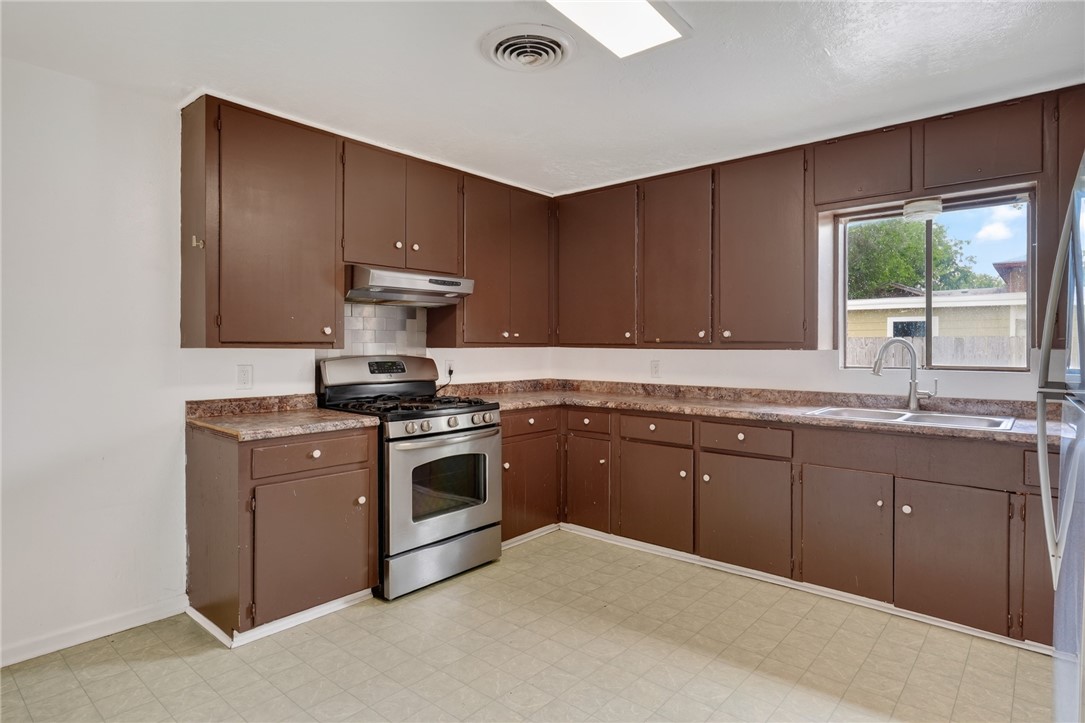 4905 Curtis Clark Drive Corpus Christi TX 78411