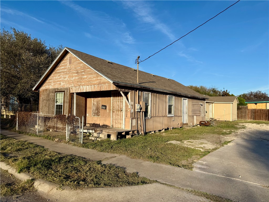 512 14th Street Corpus Christi TX 78401