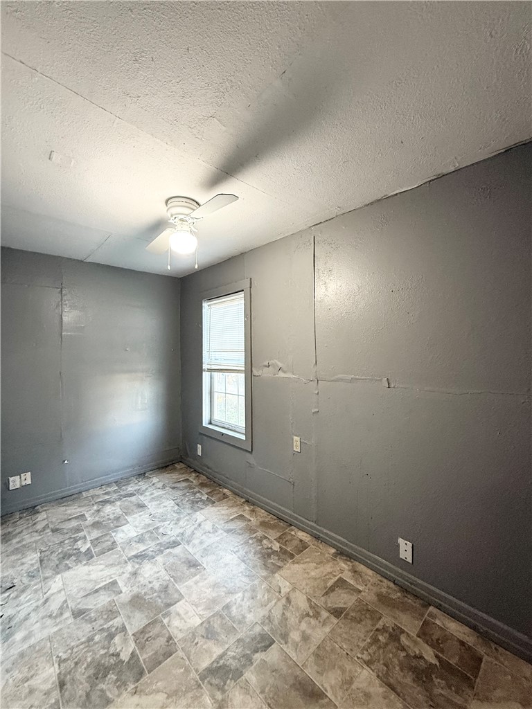 512 14th Street Corpus Christi TX 78401