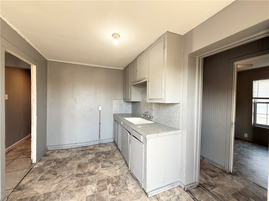 512 14th Street Corpus Christi TX 78401
