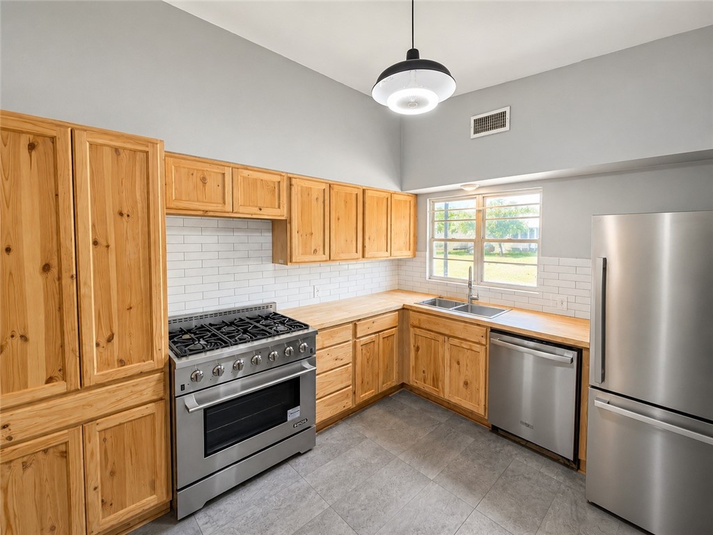 4709 Jarvis Street Corpus Christi TX 78412