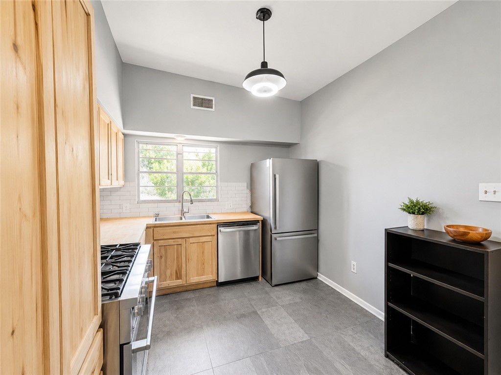 4709 Jarvis Street Corpus Christi TX 78412