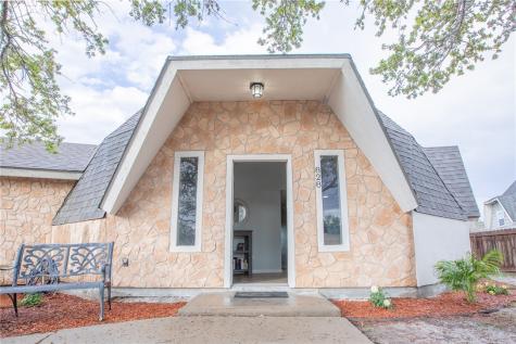 828 Stacie Street Kingsville TX 78363