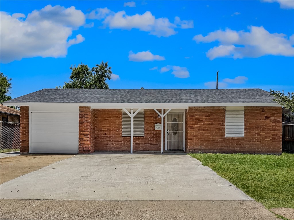 1814 Loritte Drive Corpus Christi TX 78416