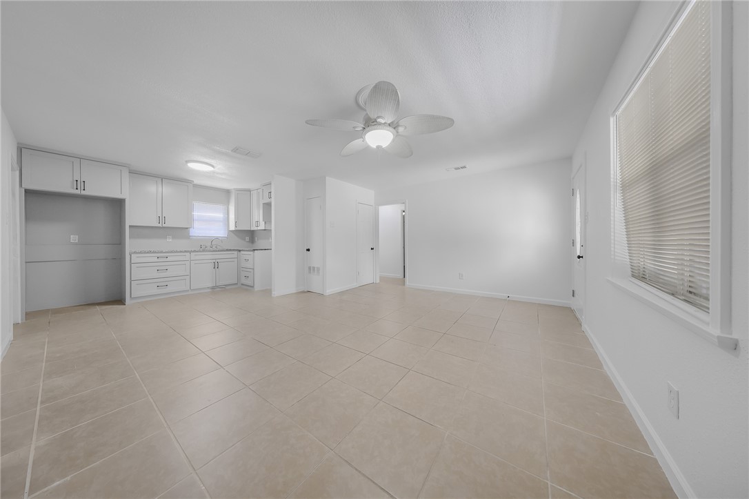 1814 Loritte Drive Corpus Christi TX 78416