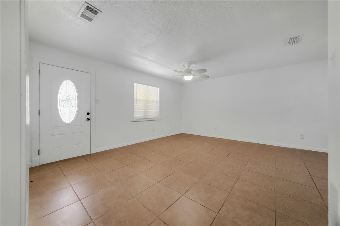 1814 Loritte Drive Corpus Christi TX 78416