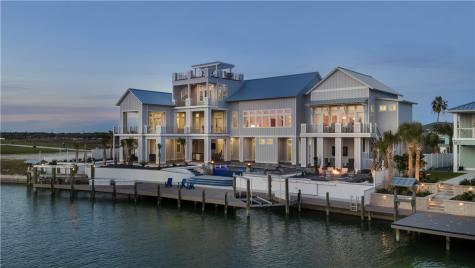 305 Estes Drive Rockport TX 78382