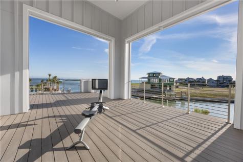305 Estes Drive Rockport TX 78382