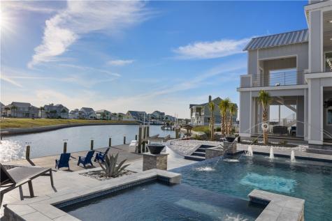 305 Estes Drive Rockport TX 78382