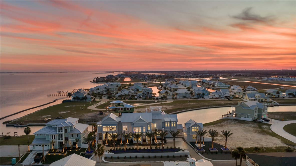 305 Estes Drive Rockport TX 78382