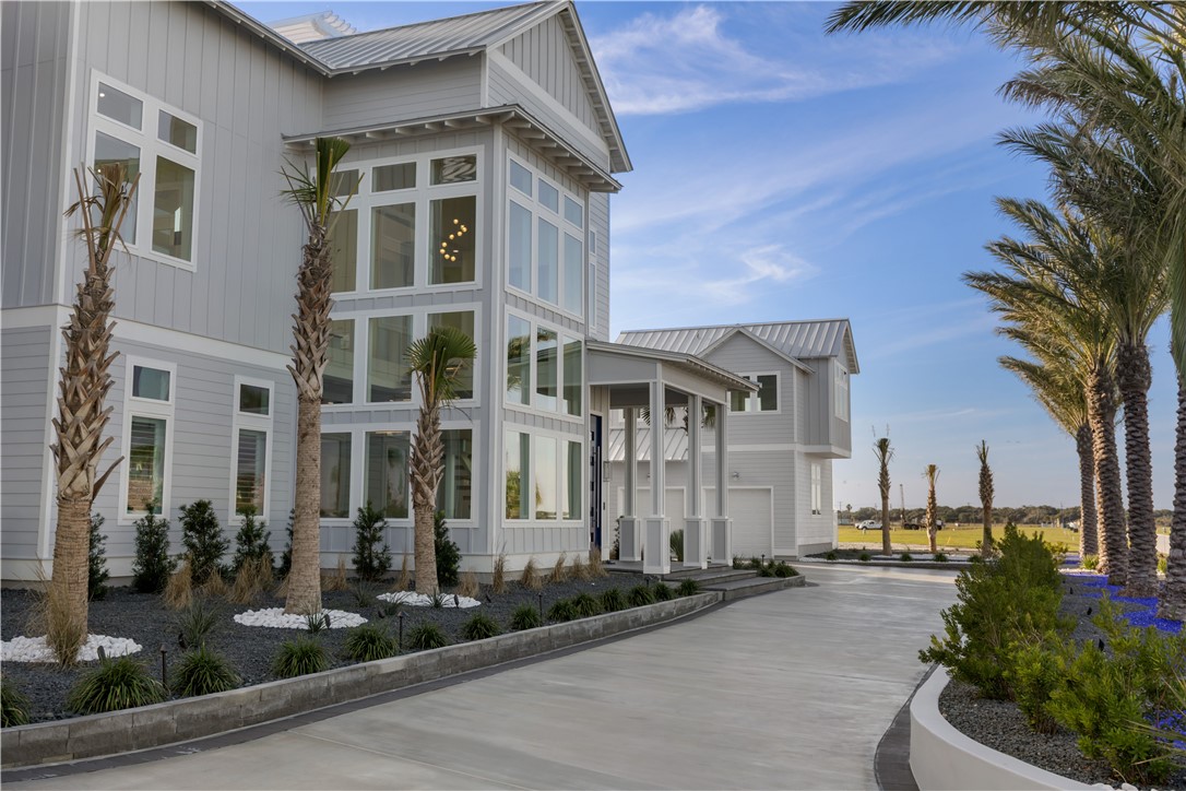 305 Estes Drive Rockport TX 78382