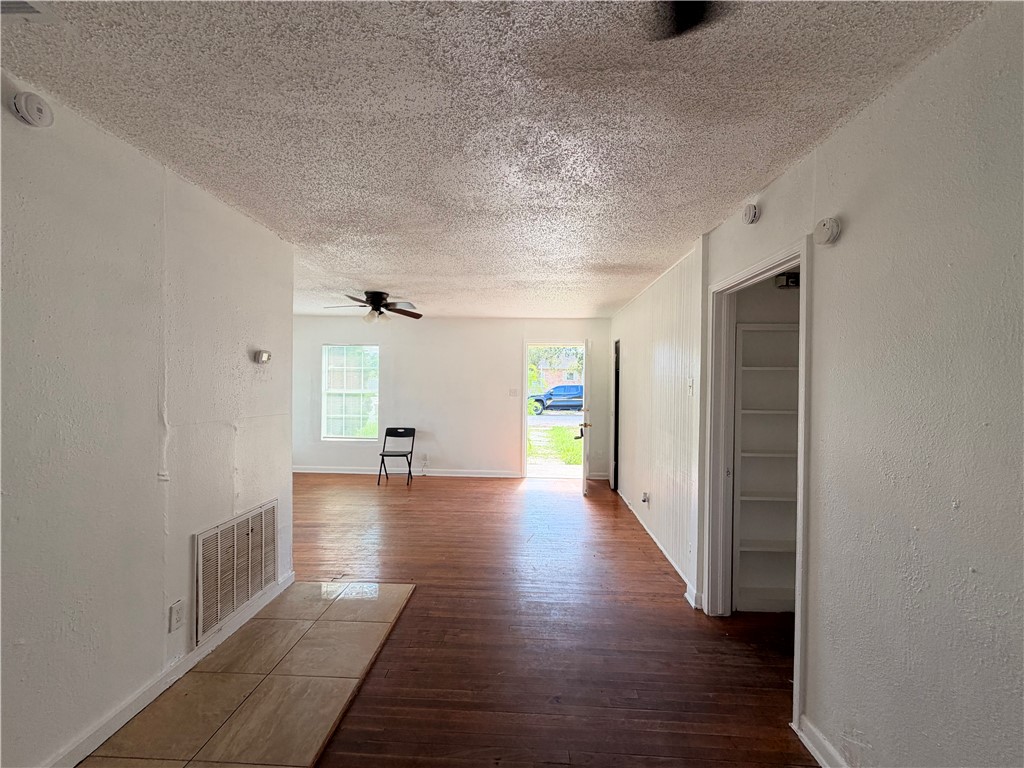 1401 Maryland Drive Corpus Christi TX 78415