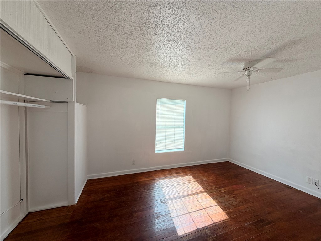 1401 Maryland Drive Corpus Christi TX 78415