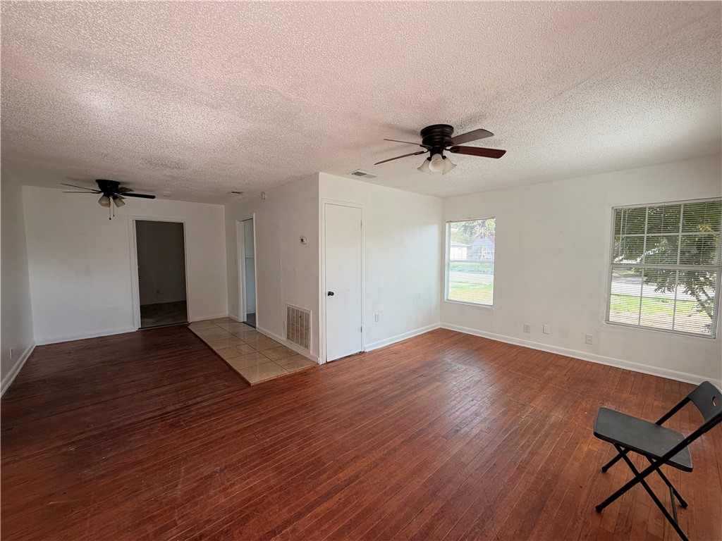 1401 Maryland Drive Corpus Christi TX 78415