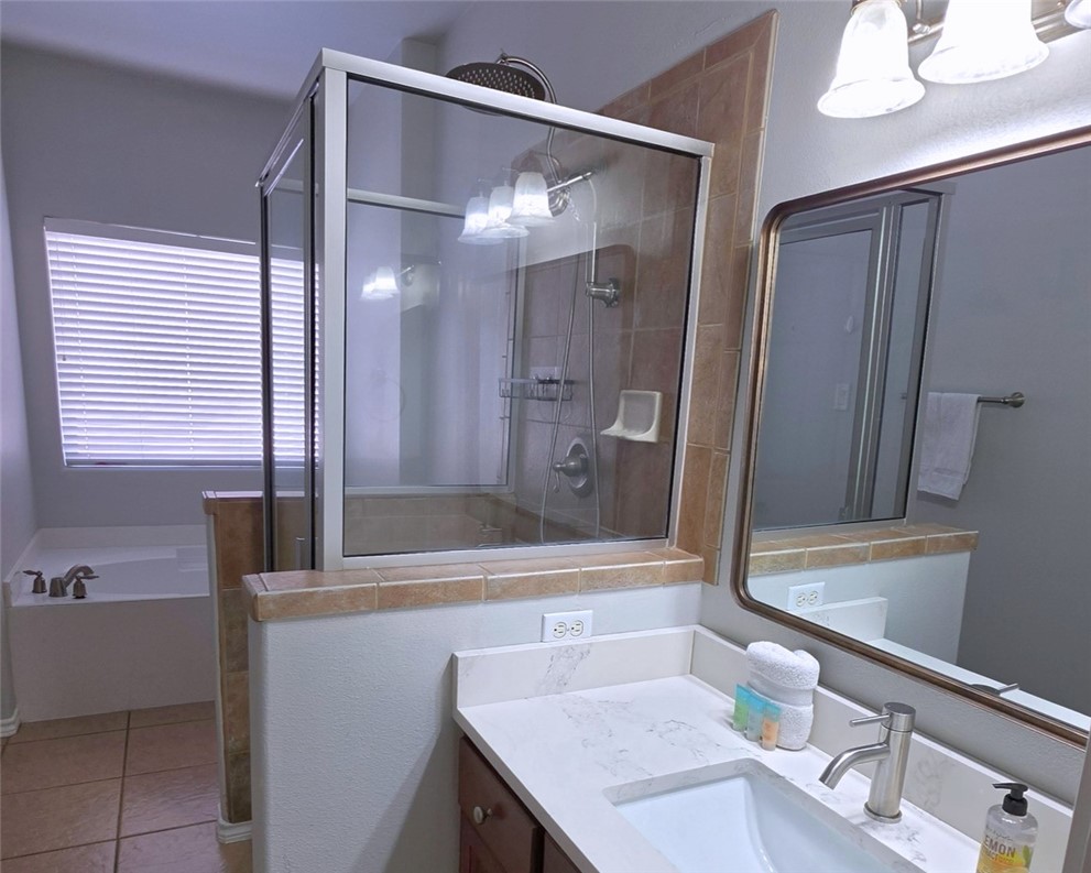14878 Granada Drive 202 Corpus Christi TX 78418