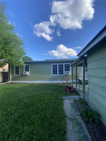 323 W 4th Street Alice TX 78332