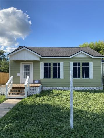 323 W 4th Street Alice TX 78332