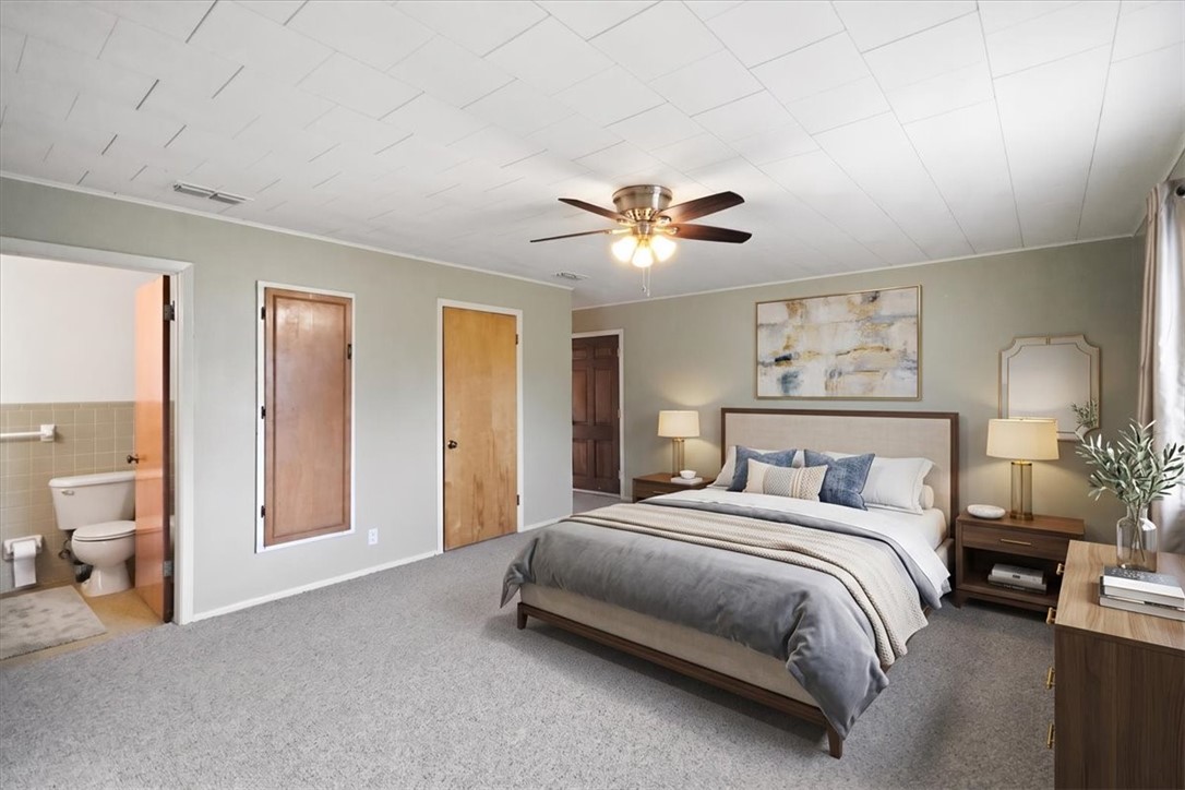 902 Bowie Street George West TX 78022