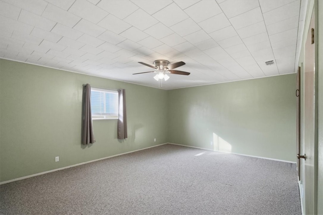 902 Bowie Street George West TX 78022
